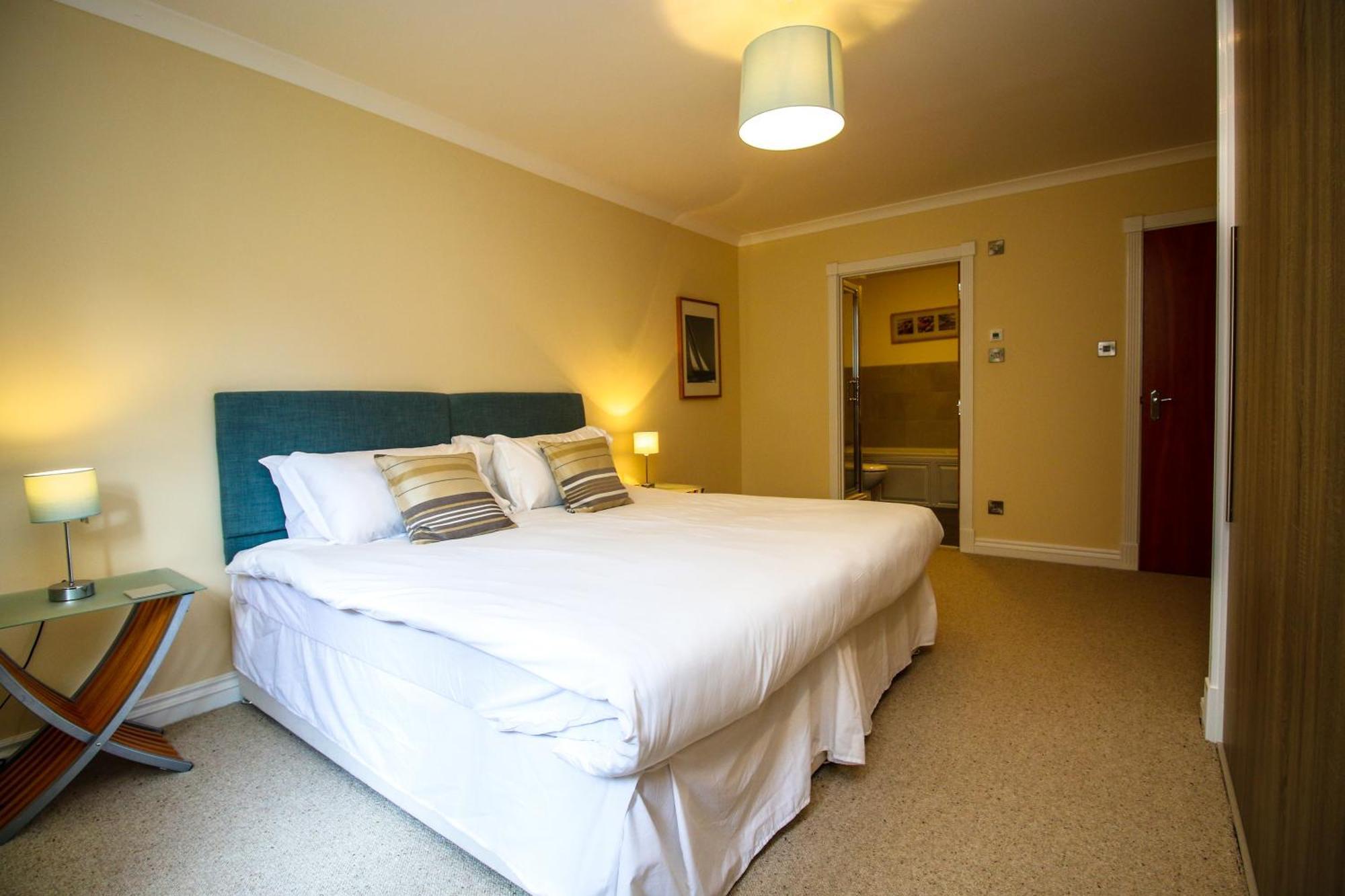 Turnberry Apartments Oda fotoğraf